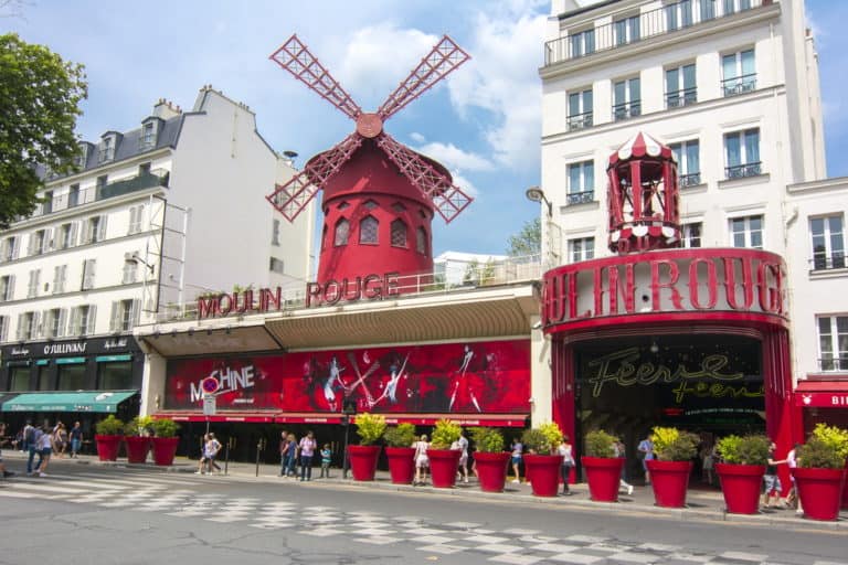 הקברטים של פריז- מולאן רוז' Moulin Rouge paris