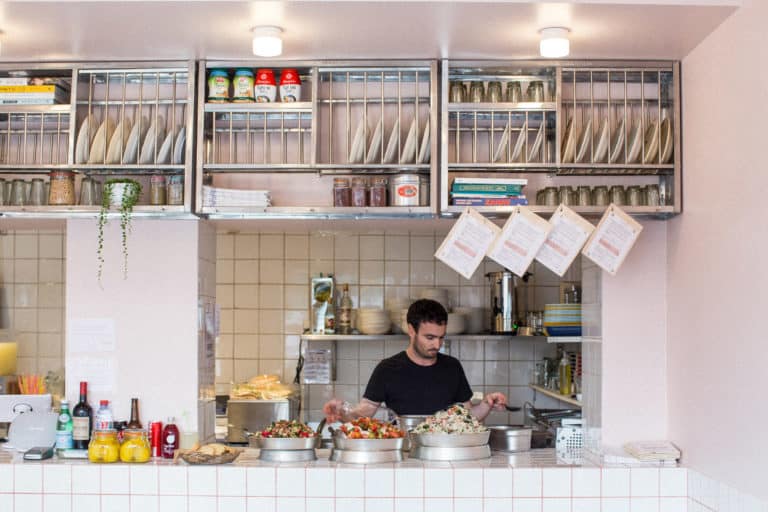 מסעדות ישראליות בפריז-yafo houmous deli paris