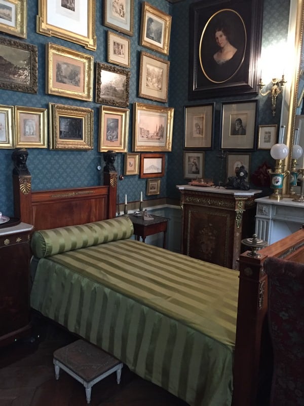 חדר שינה מוזיאון גוסטב מורו צילום: ניר יבלונקה