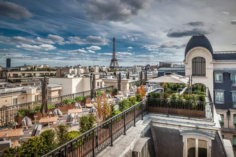 מסעדות רומנטיות בפריז עם מרפסת ונוף מושלם