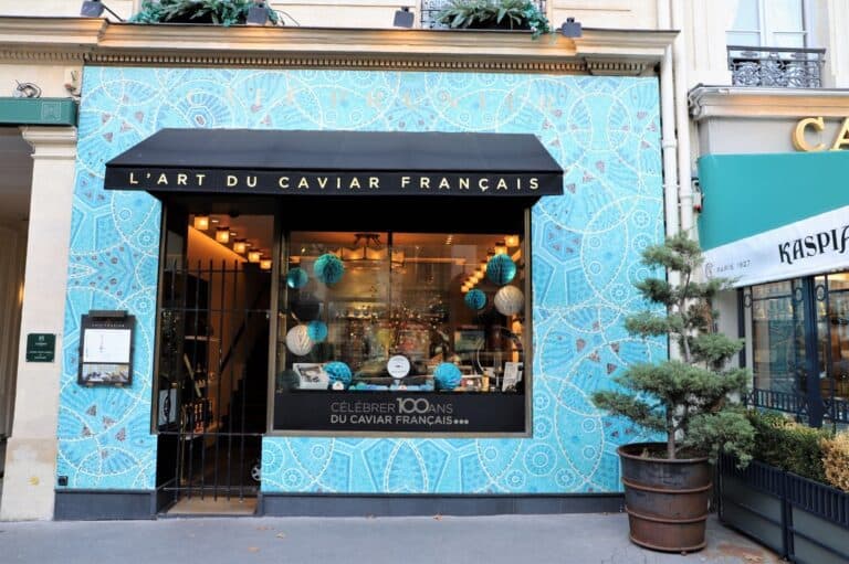 קוויאר קספיה Caviar Kaspia כיכר מדלן פריז צילום: ניר יבלונקה