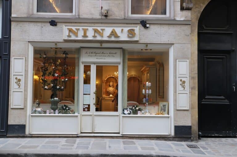 Nina's Vendôme, Nina's Vendôme- לשתות תה עם מארי אנטואנט