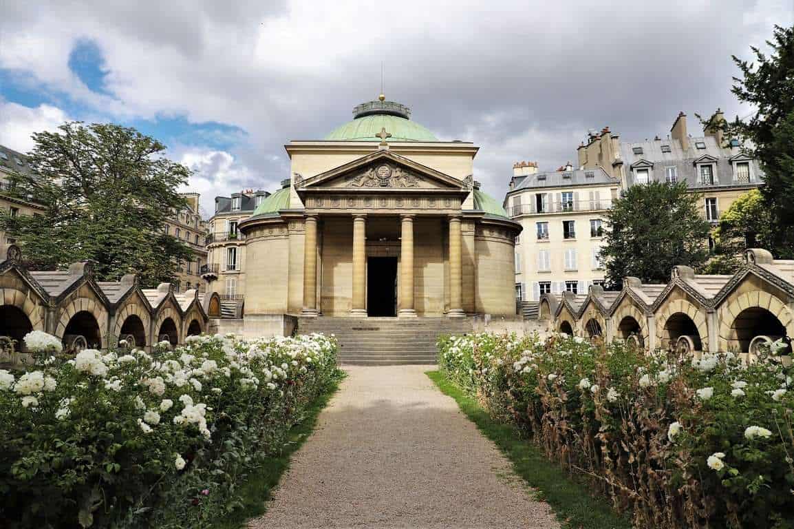קפלת הכפרה chapelle expiatoire בפריז וסיפורה המפתיע